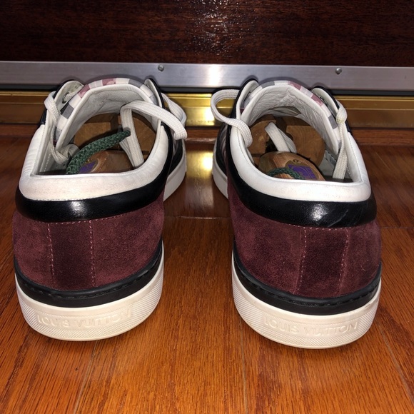Louis Vuitton Men Luxury Sneaker - Picture 4 of 10